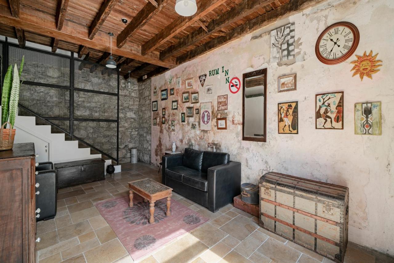 The Rum Inn Calheta  Dış mekan fotoğraf